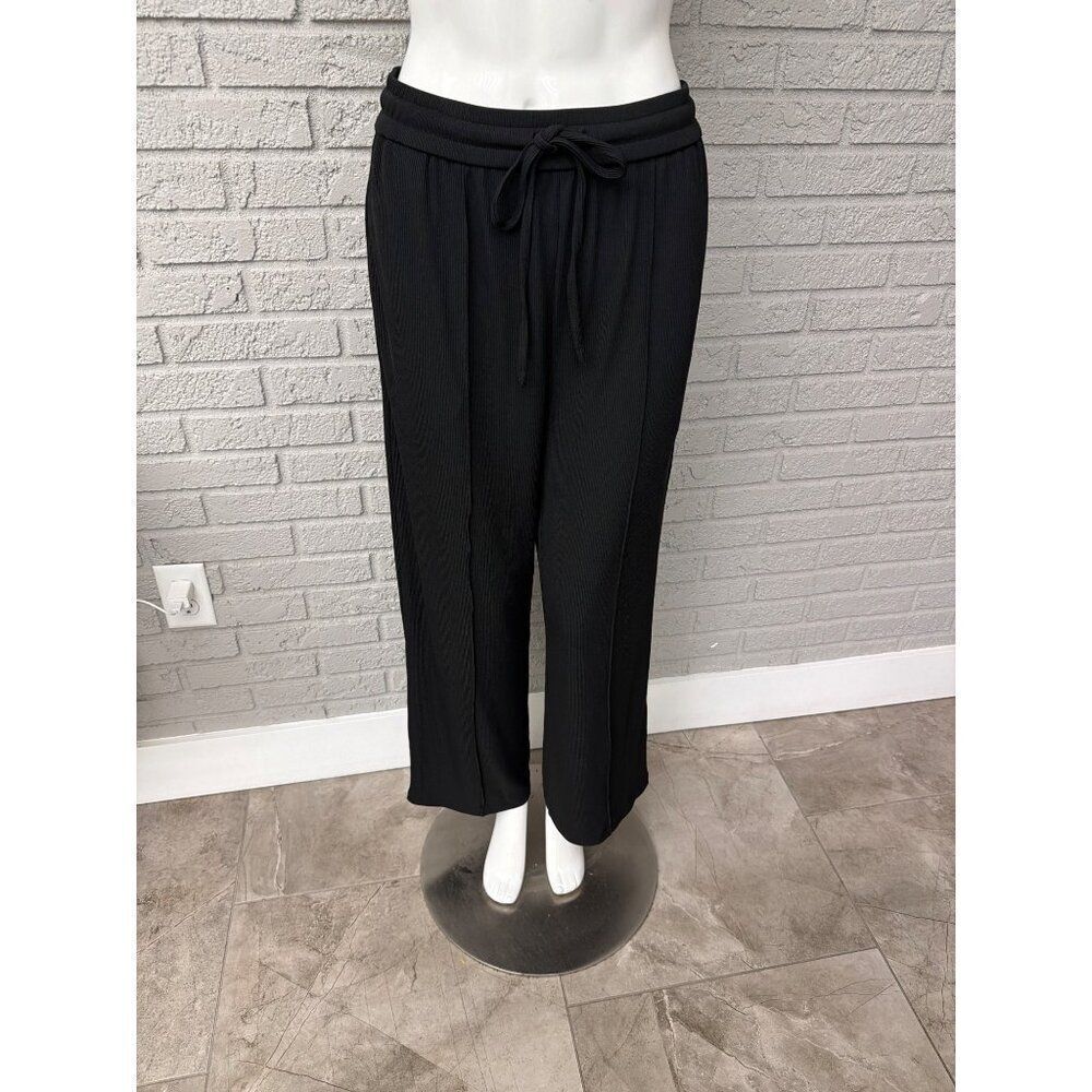 Women’s Black Ribbed Stretch Straight Leg Two Pocket Pants Size M